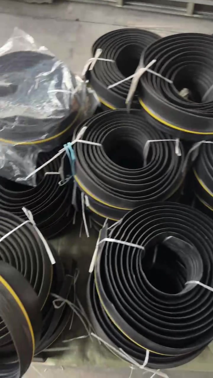 车库防撞条 橡胶防撞条 硅胶密封条-度小视