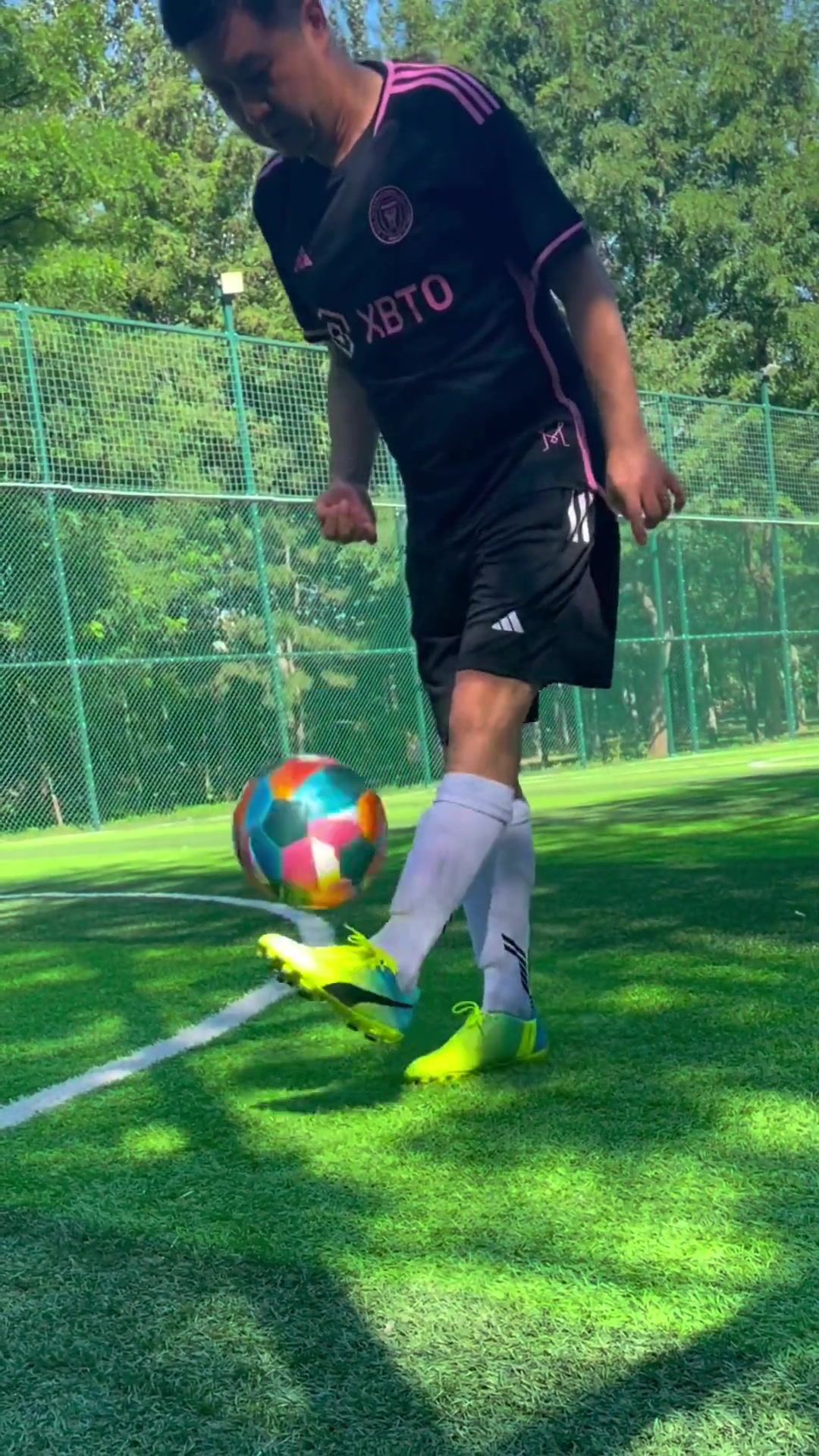 享受运动更要防患于未然 足球装备 护腿板 蓝白哥推荐 梅西 迈阿密