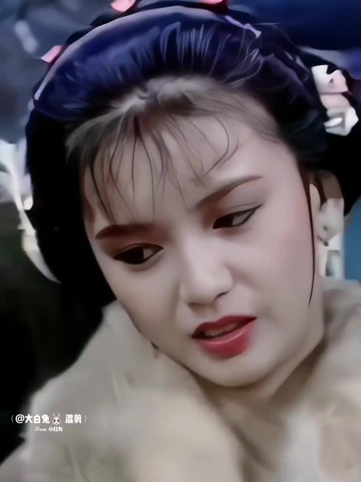 曾华倩 古装女神曾华倩颜值回顾,是你喜欢的类型吗!-度小视