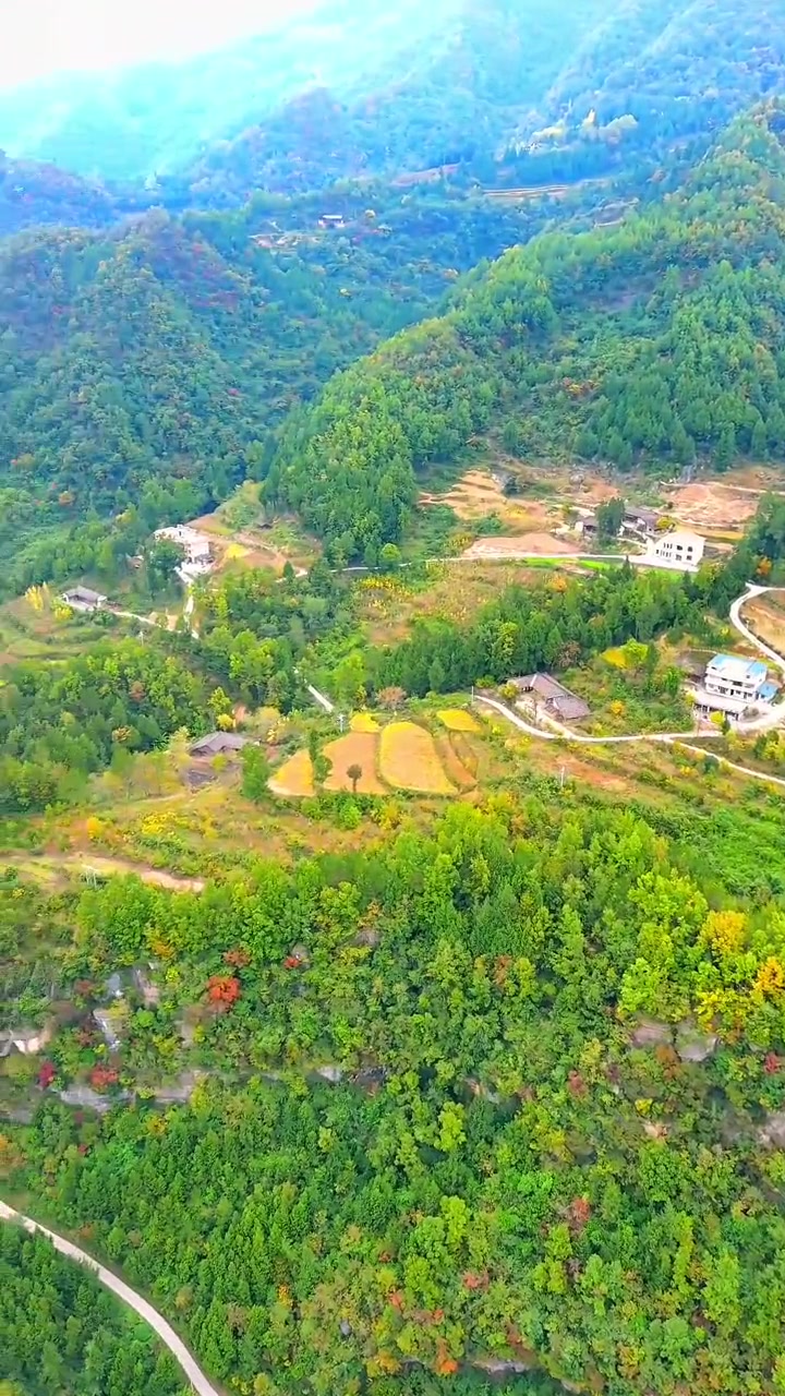 看旺苍乡村风景:天星洪水村