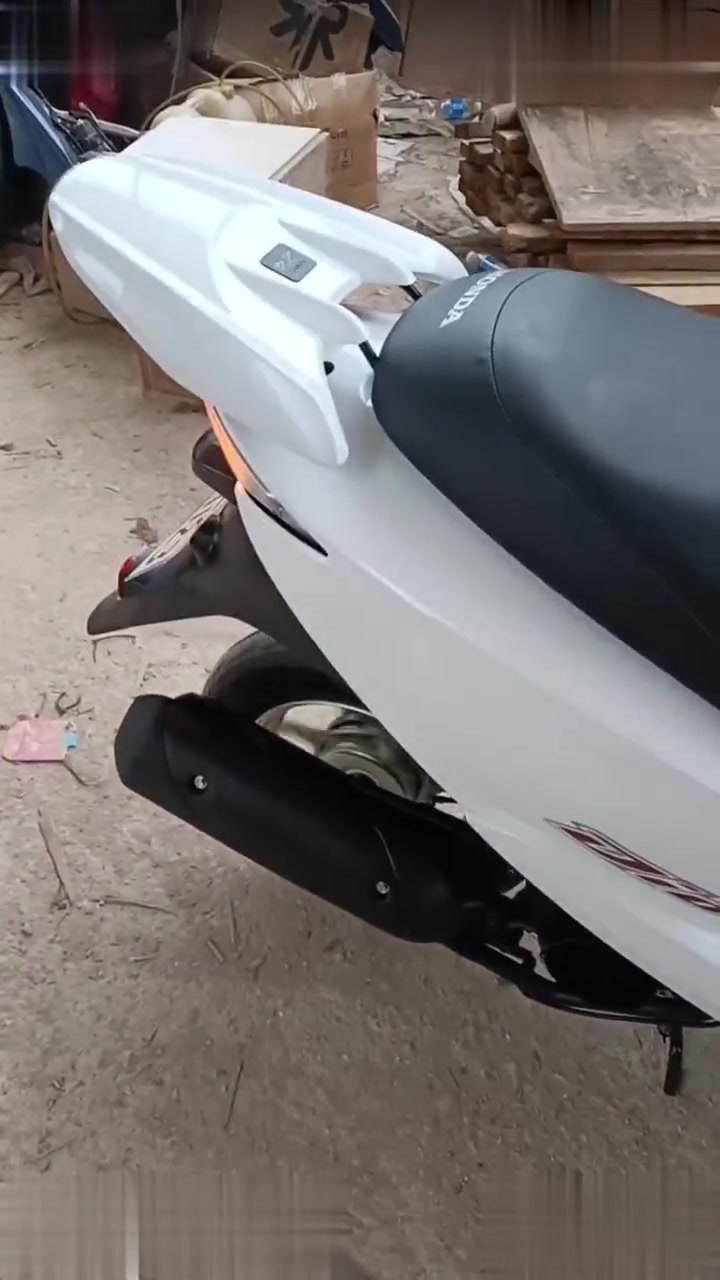 本田dio68期小踏板摩托车小绵羊