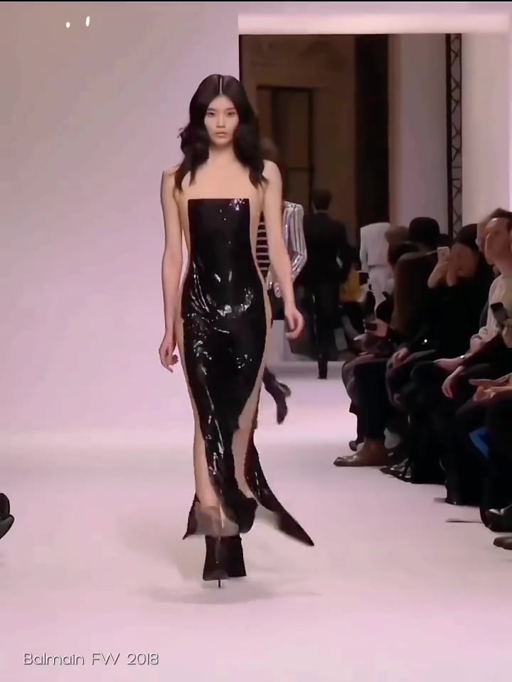 奚梦瑶几场出圈的走秀真的好美