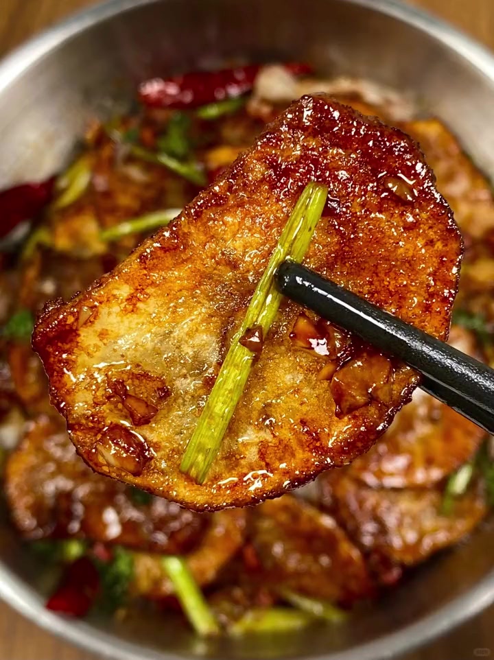 家人们,不知道吃啥真的要去试试这道风味土豆片 又香又辣又麻,搭配白