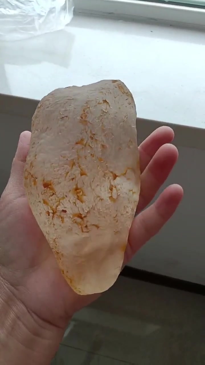 新疆罗布泊的托帕石,带你感受原石之美