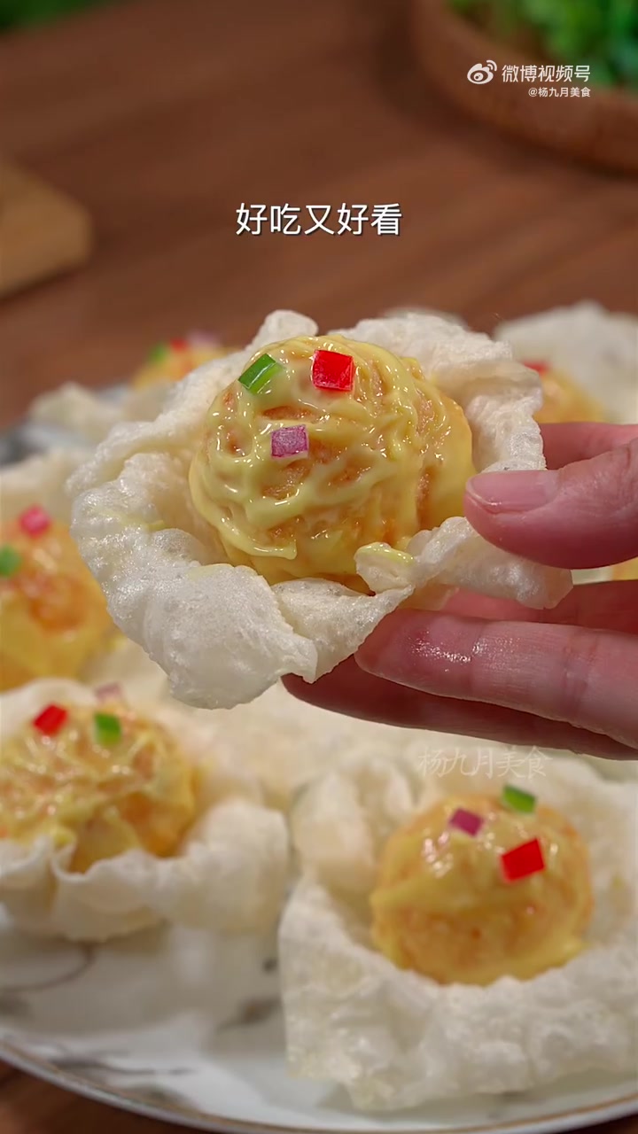 年夜饭的餐桌上来上一道米其林餐厅同款的芥末虾球好吃又好看新时代六