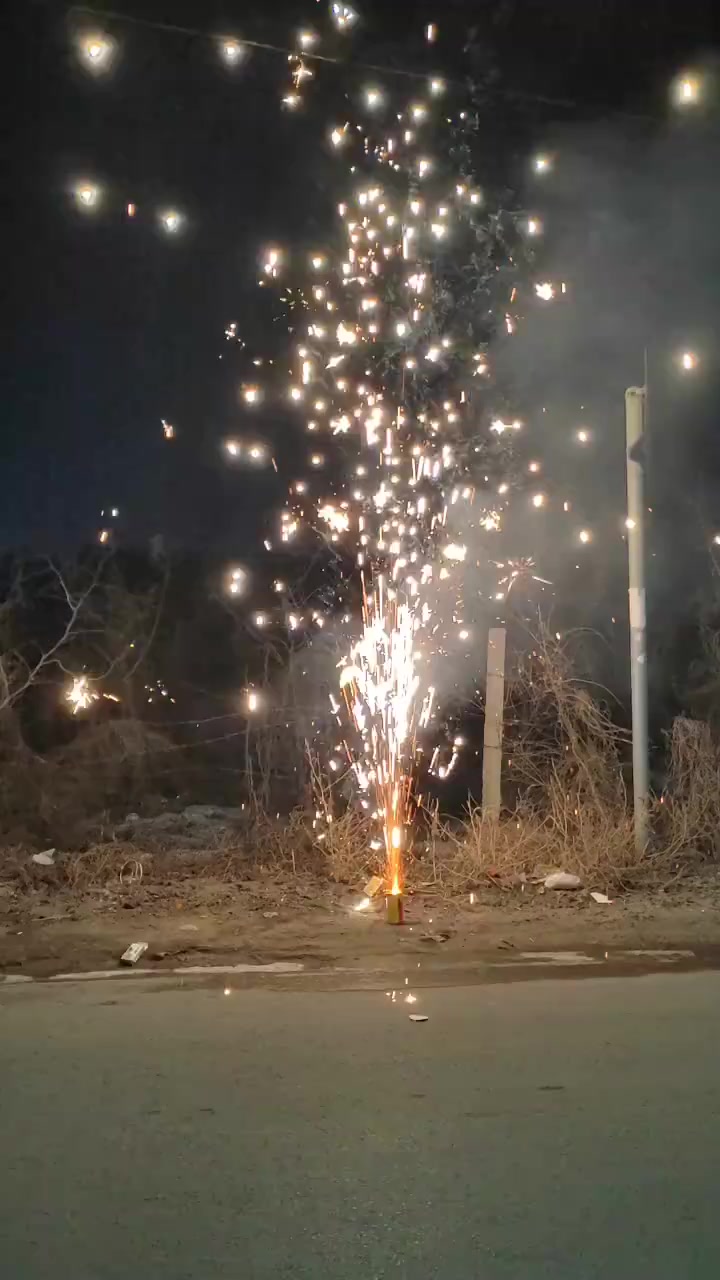 放烟花啦新年烟花微博新年烟花