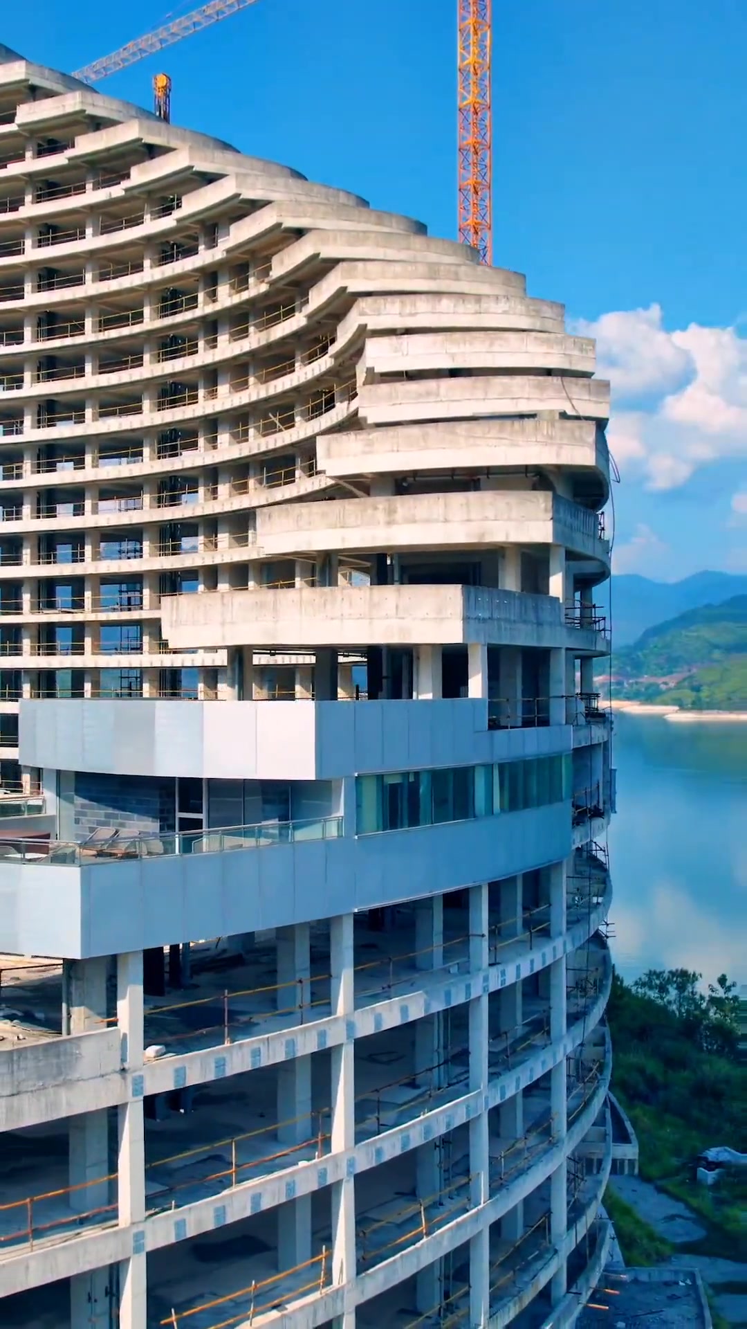 青田千峡湖景区地标建筑,工程浩大,工期比三峡大坝还长 旅行推荐官