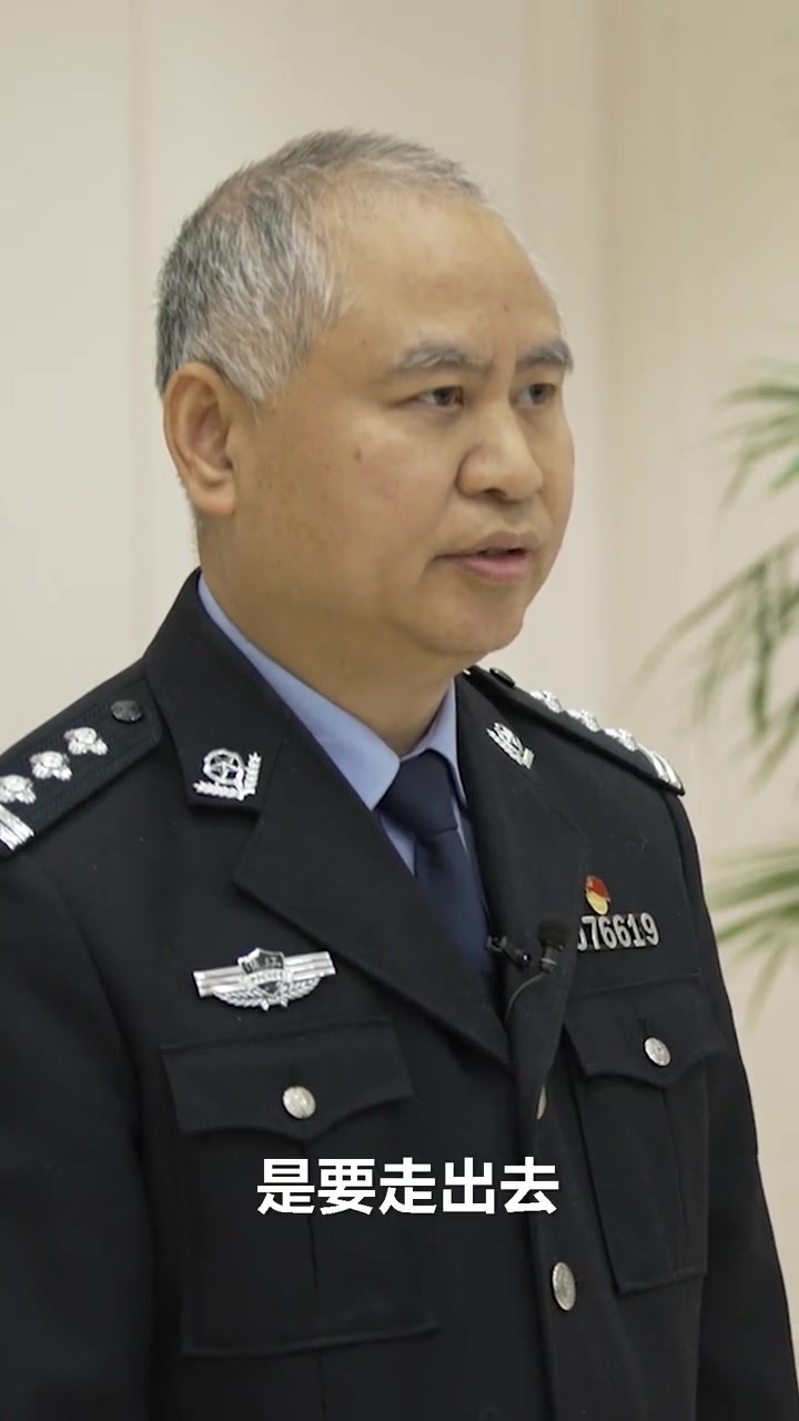 丽水市公安局卞卫平指纹工作室发挥创新精神和团队建设做好指纹破案