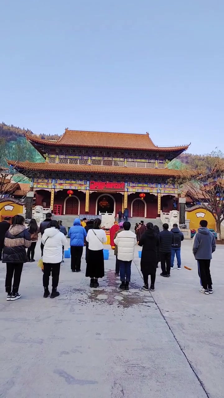 新集凤凰山二月十九庙会,盛大进行中,加个关注,持续更新