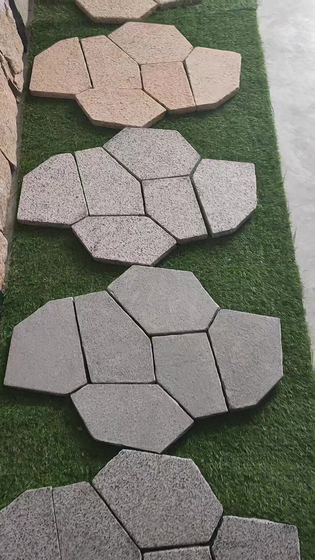 花岗岩冰裂纹石材厂家 芝麻灰冰裂纹 黄金麻冰裂纹芝麻黑