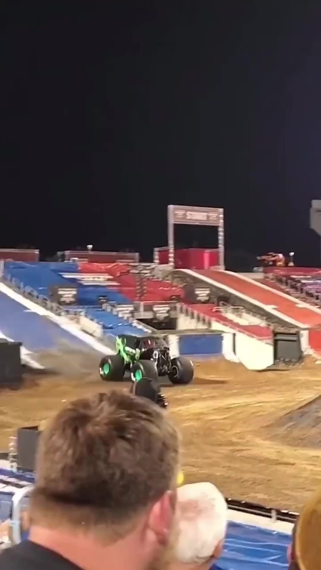 一年一度跳高比赛视觉震撼是时候展现真正的技术了长安览拓者为探索而