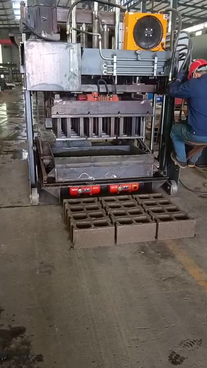 移动式液压半自动水泥空心砖制砖机