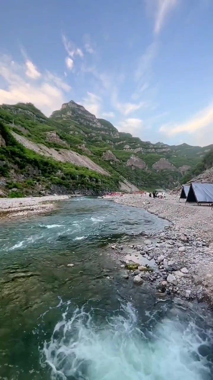焦作青天河大坝下白水河美丽风景
