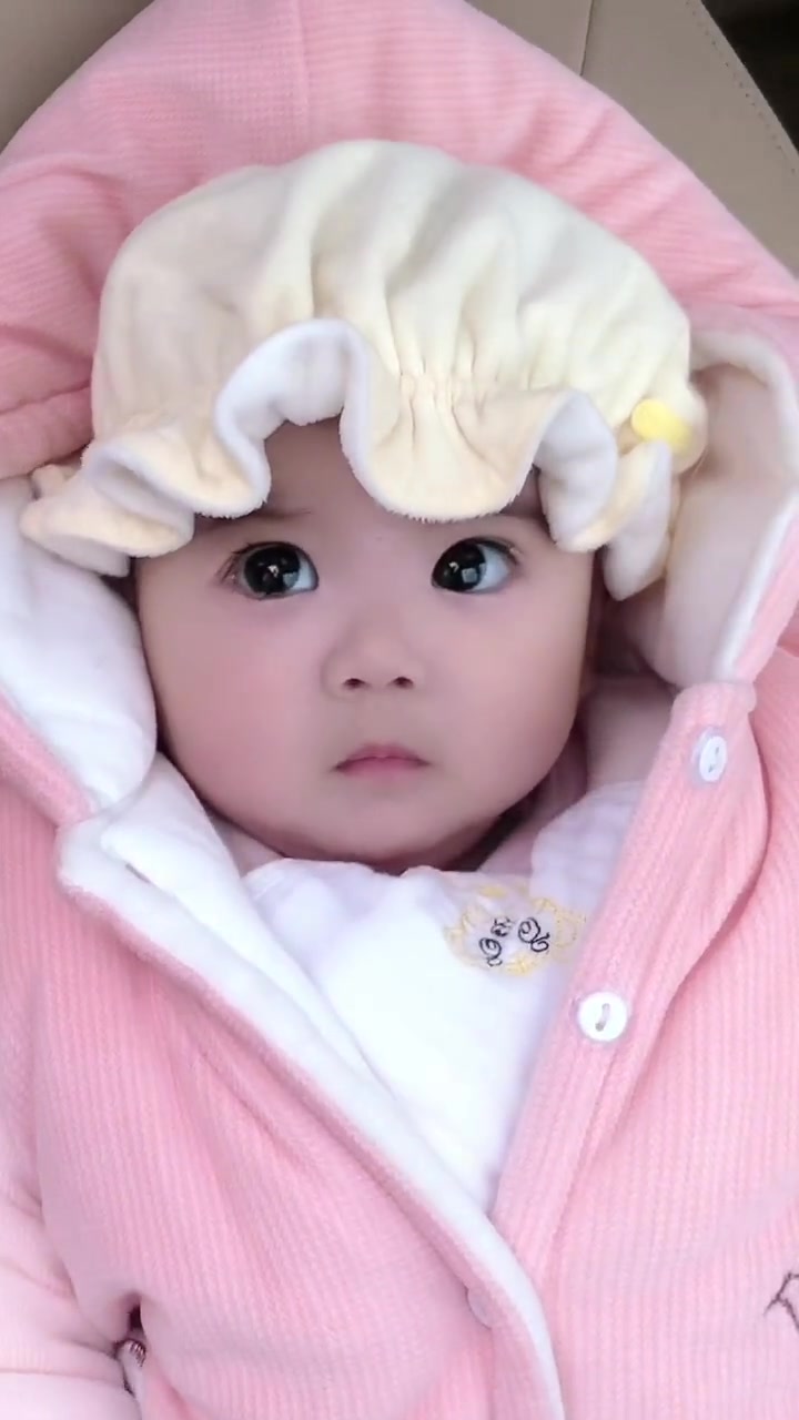 迷人的小可爱,随手抓拍的可爱瞬间,我心尖上的小宝贝