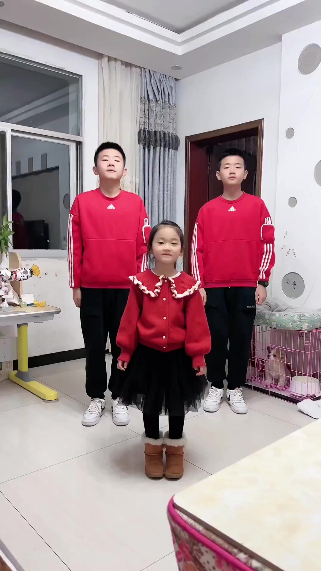 三兄妹祝大家在2023新的一年所有的美好和期待都能如约而至