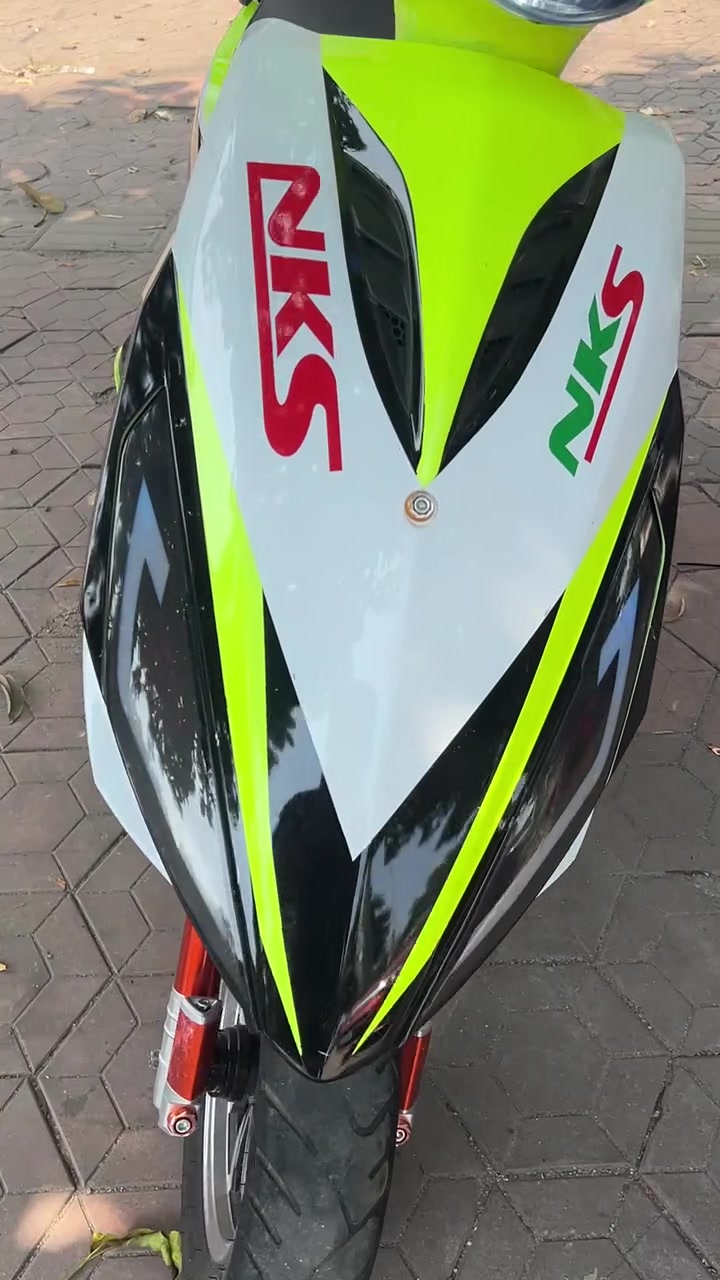 雅马哈鬼火改装2v61水冷.太帅了.搭配hmr赛道排气.动力杠杠的