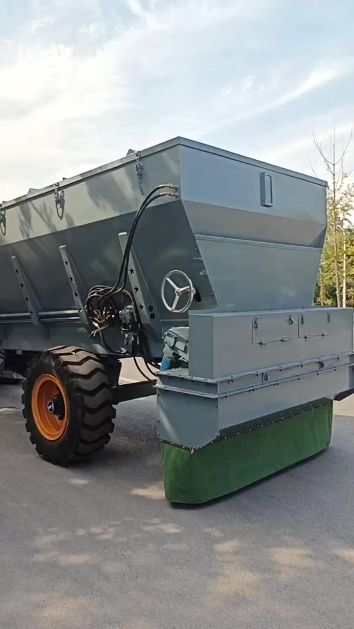 牵引式8方灰料水泥撒布车