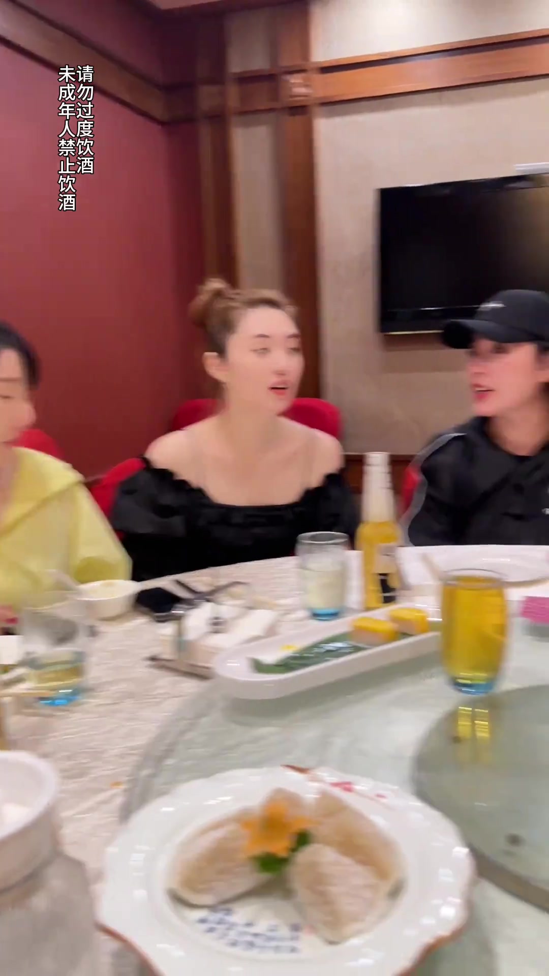 炸金花要是都这么玩儿,肚子里除了酒,其他都装不下