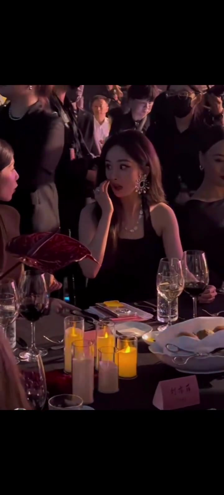 杨幂:去香港看娃