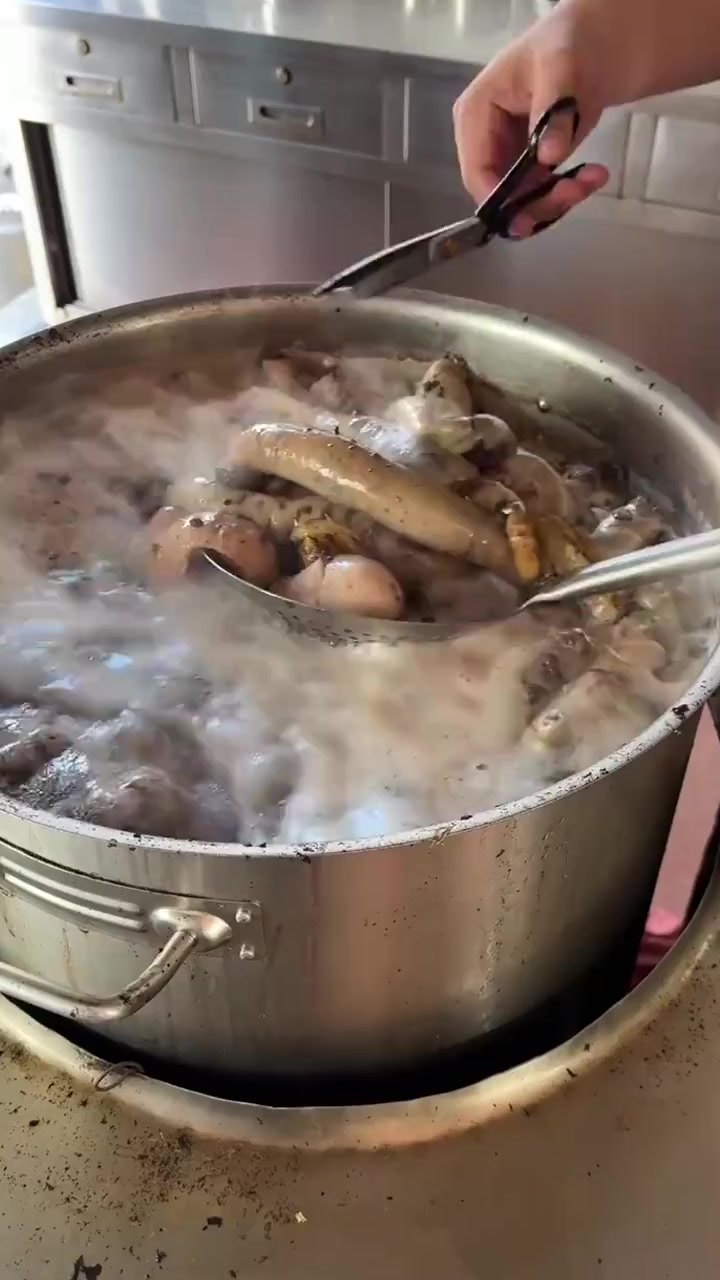 福建厦门同安大肠血,22一碗,一把香菜和胡椒粉,味道独特