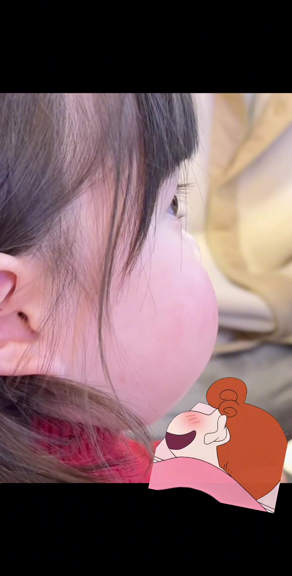 蜡笔小新 宝宝的脸肥嘟嘟的