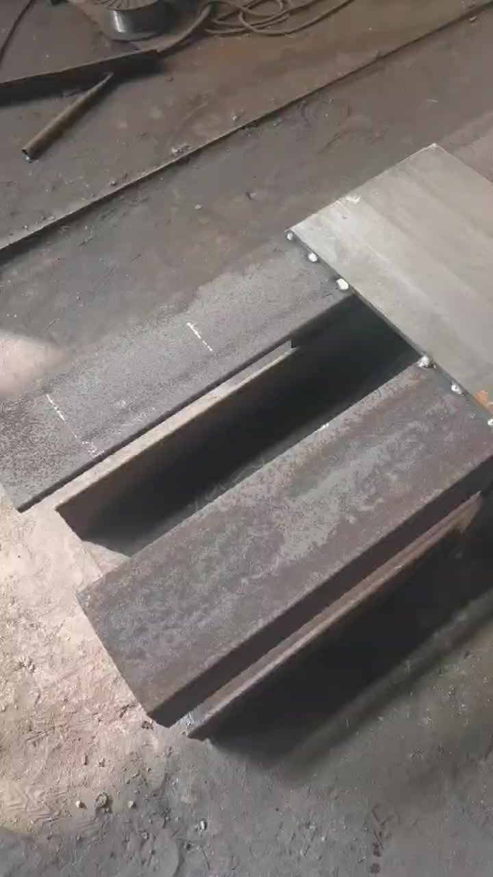 桥梁支撑地铁基坑格构柱焊接钢立柱加工