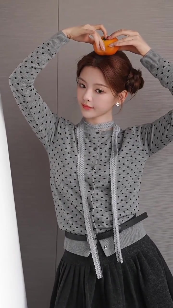 杨超越营业,她的美貌好稳定