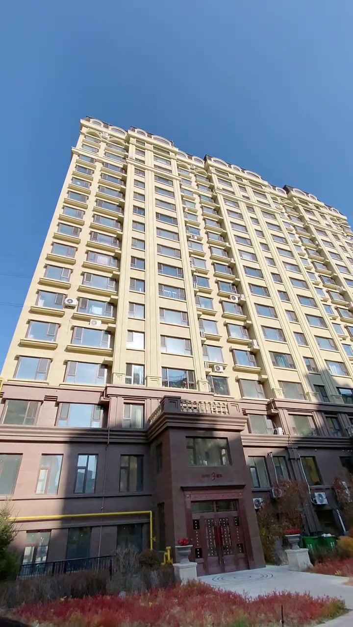 飞达城三室一卫精装婚房