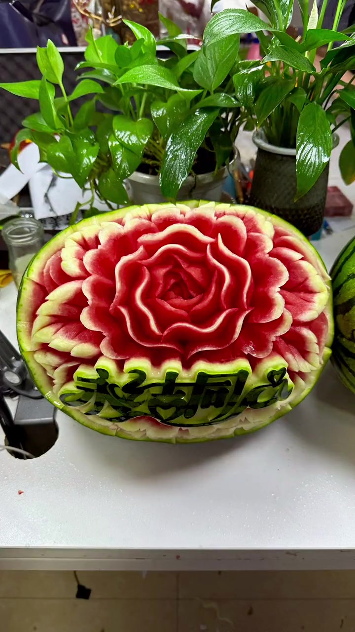 西瓜雕花简单教程食品雕刻教学