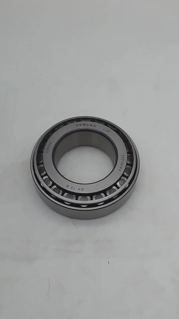 Cross-section diagram of tapered roller bearing