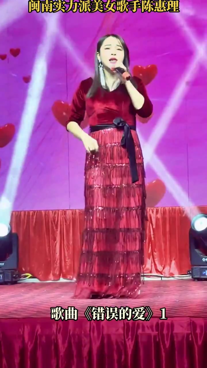来自漳州的实力派美女歌手陈惠理演唱闽南语经典歌曲