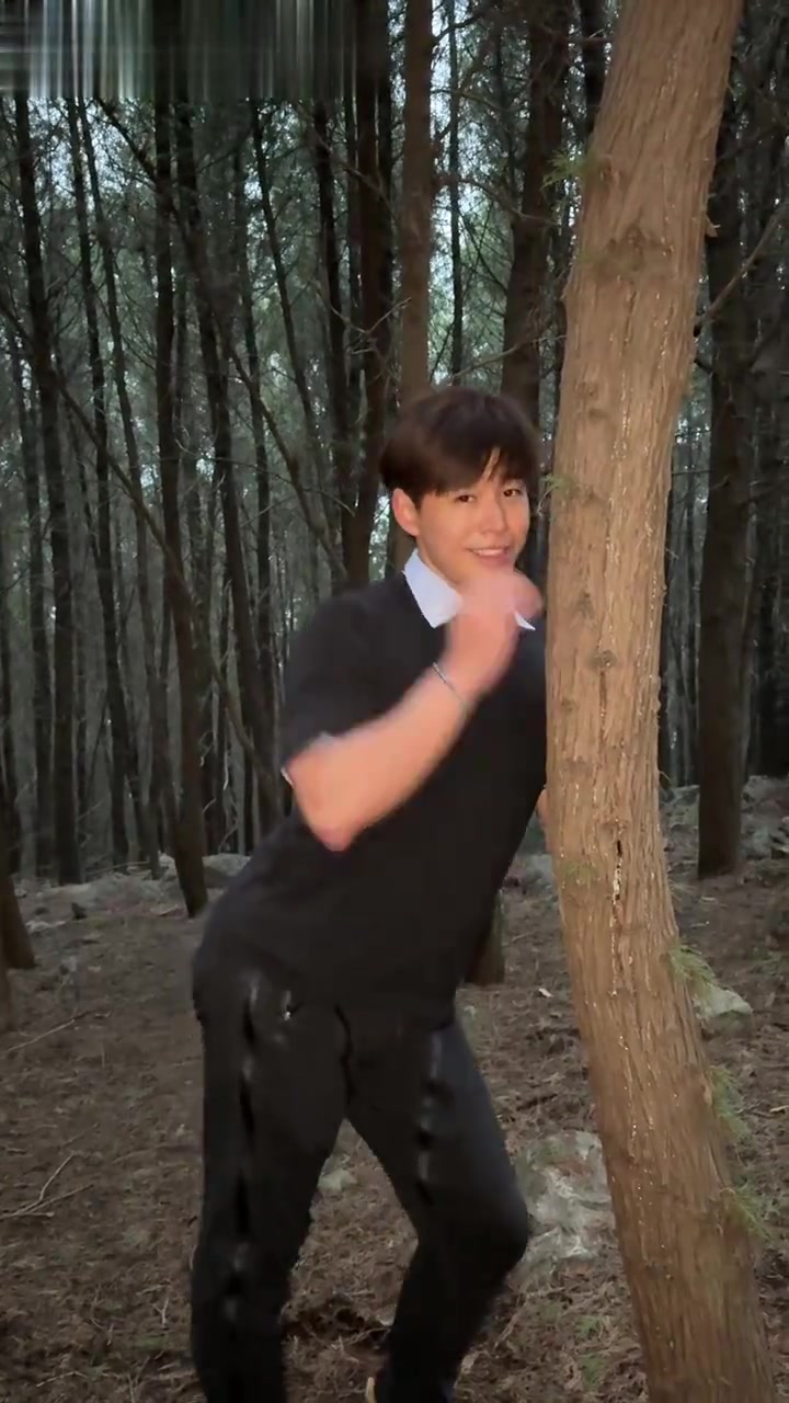 千万不要在野外碰到腹肌鬼