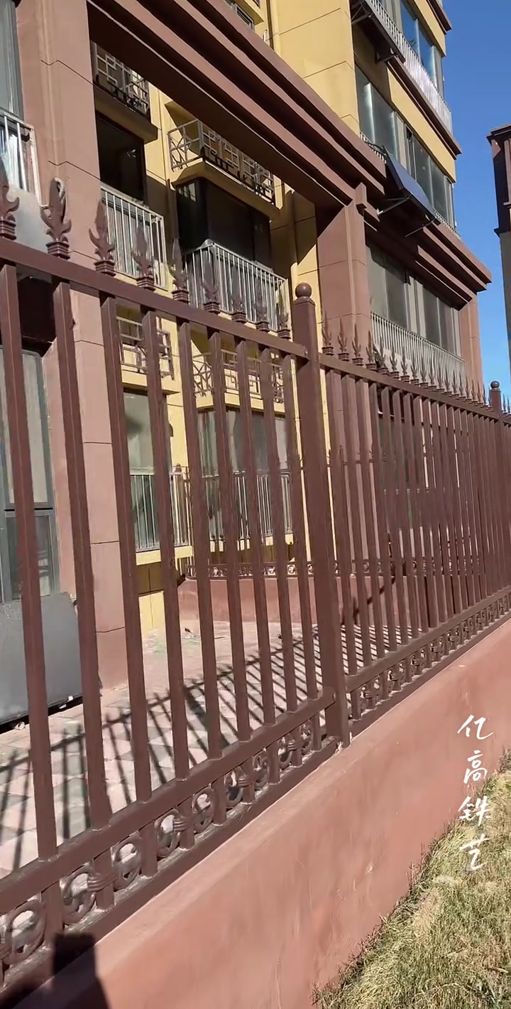 庭院方管铁艺护栏厂家