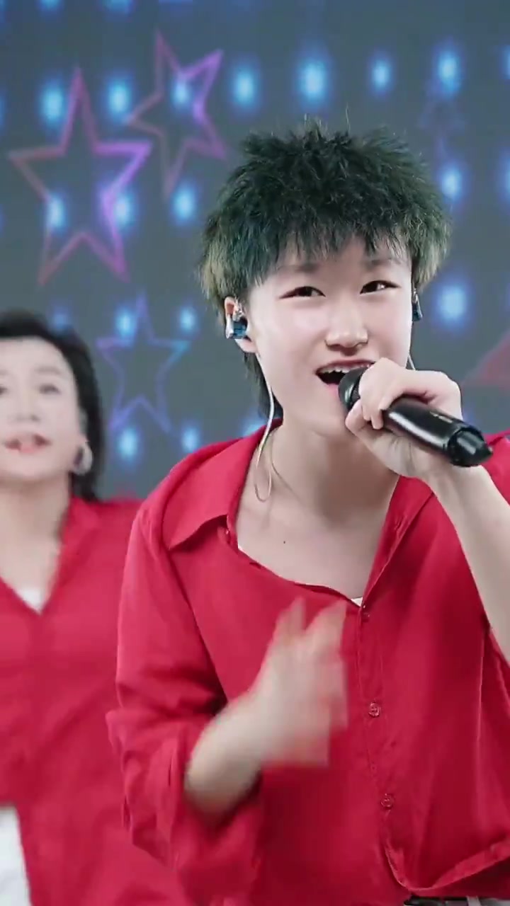 点歌的人 一首好听的音乐分享给大家