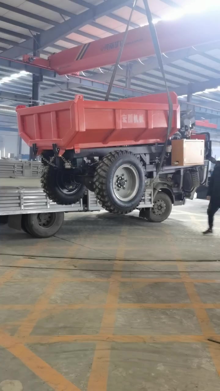 矿用三轮车,自卸电三轮,翻斗式工程三轮车,给用户发走