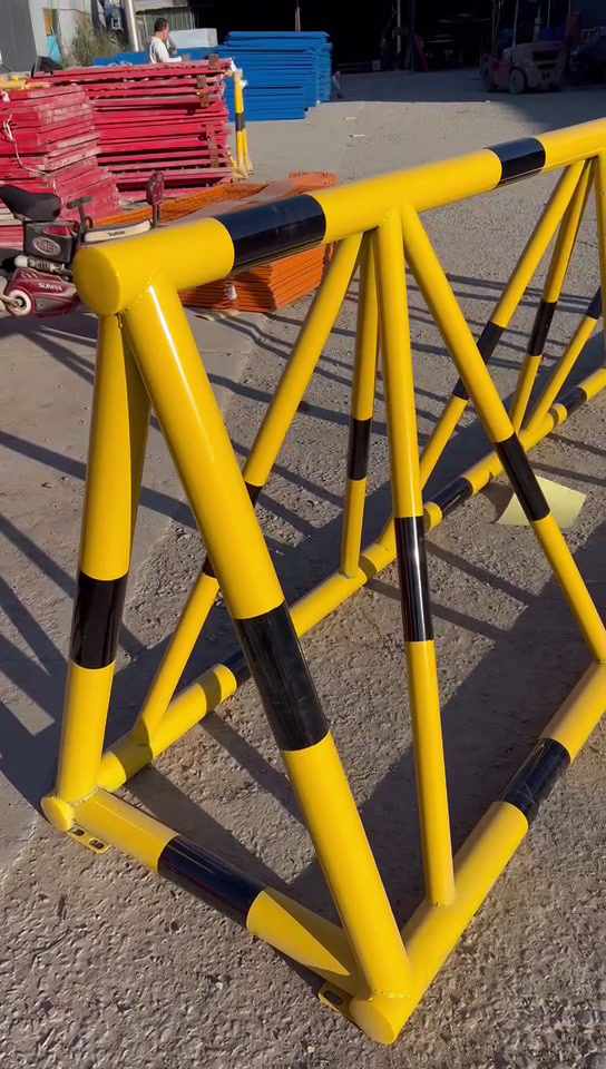 近期超火爆的拒马路障来啦