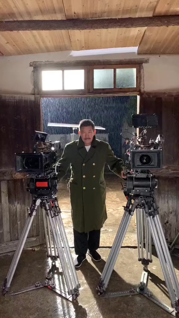 老子也拍下你拍摄现场抗战剧演员杨清文