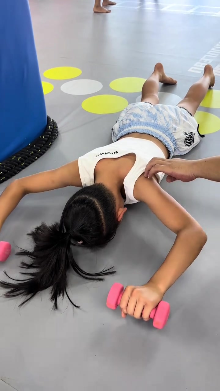 孩子在训练,我们家长也需不断的学习!