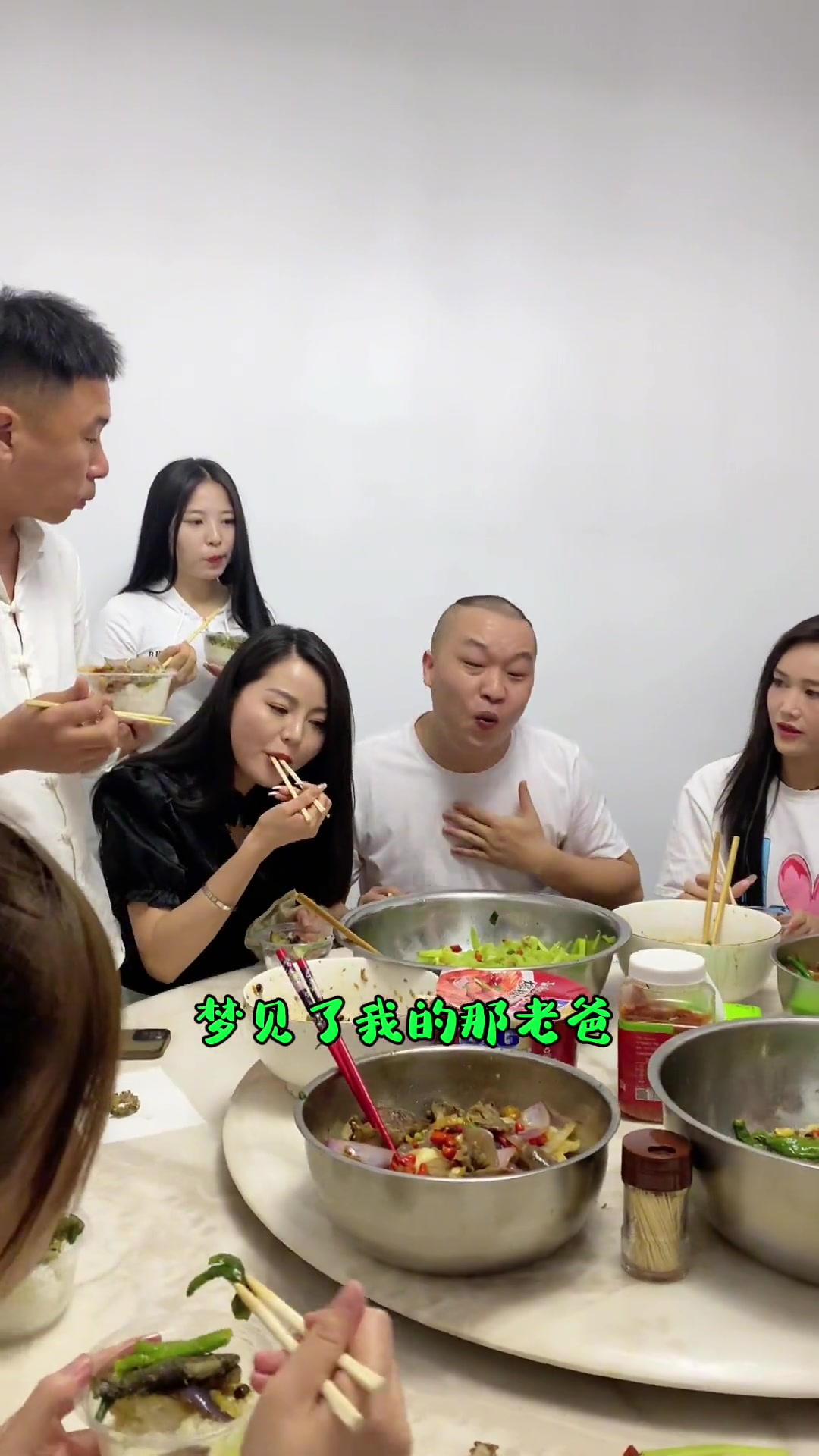 洗洗睡吧,梦里啥都有.百变小飞 机智编歌 对口型飙演技 狱中四梦