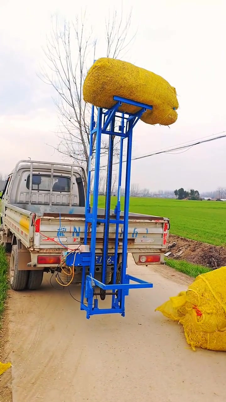 方草捆秸秆装车机草捆装车神器玉米秸秆装车机