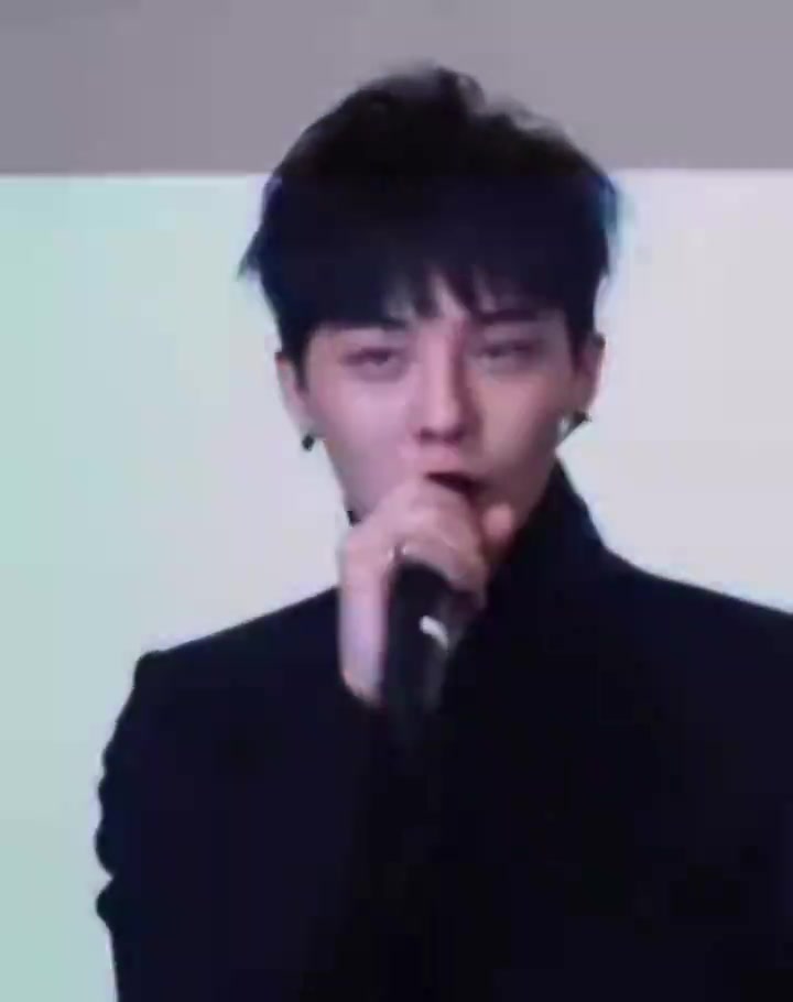 顺毛小狗权志龙gd志龙名场面考古的风吹到了bigbang理想型一眼沦陷