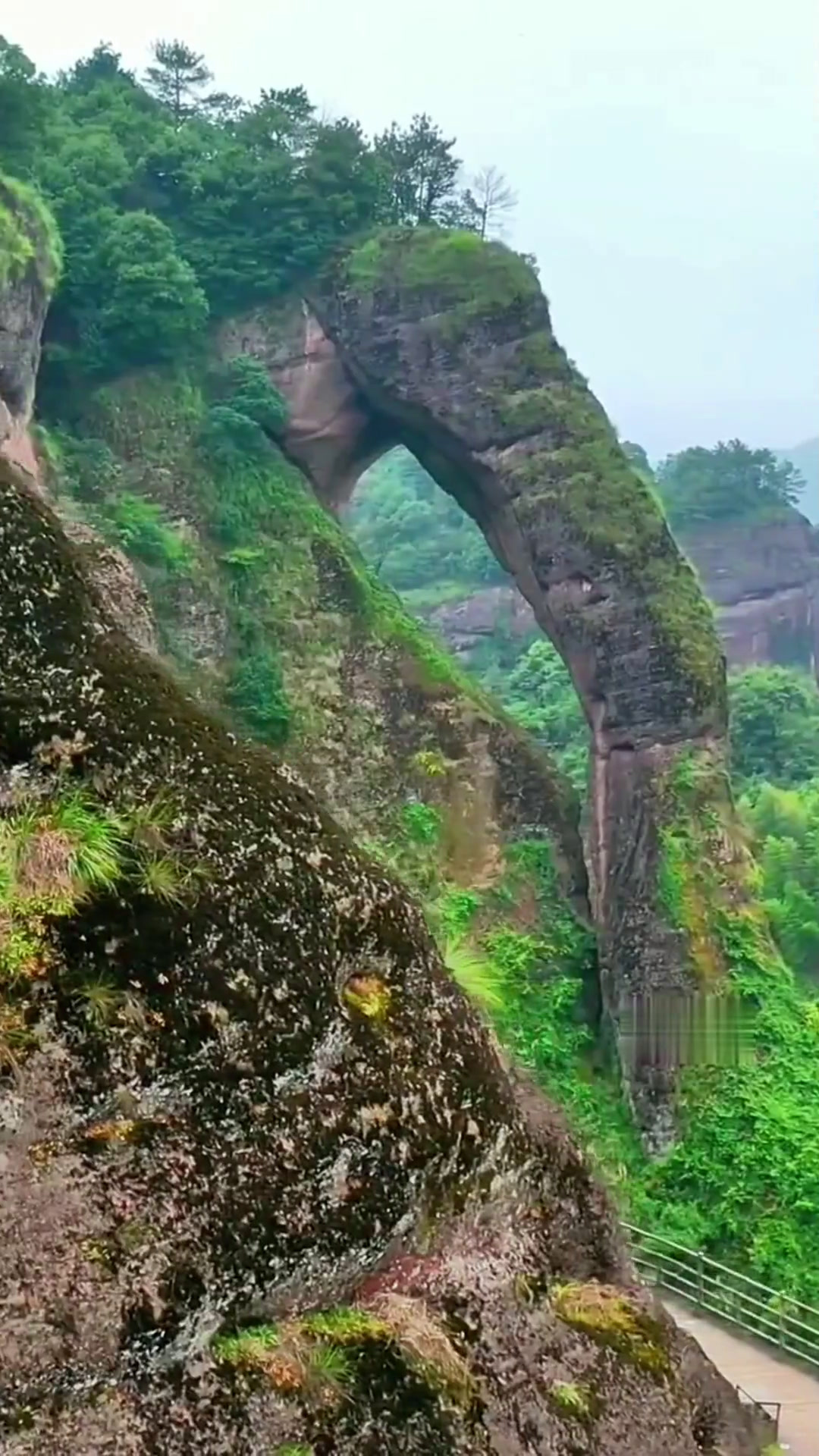 象鼻山,有一个感人肺腑,催人泪下的传说
