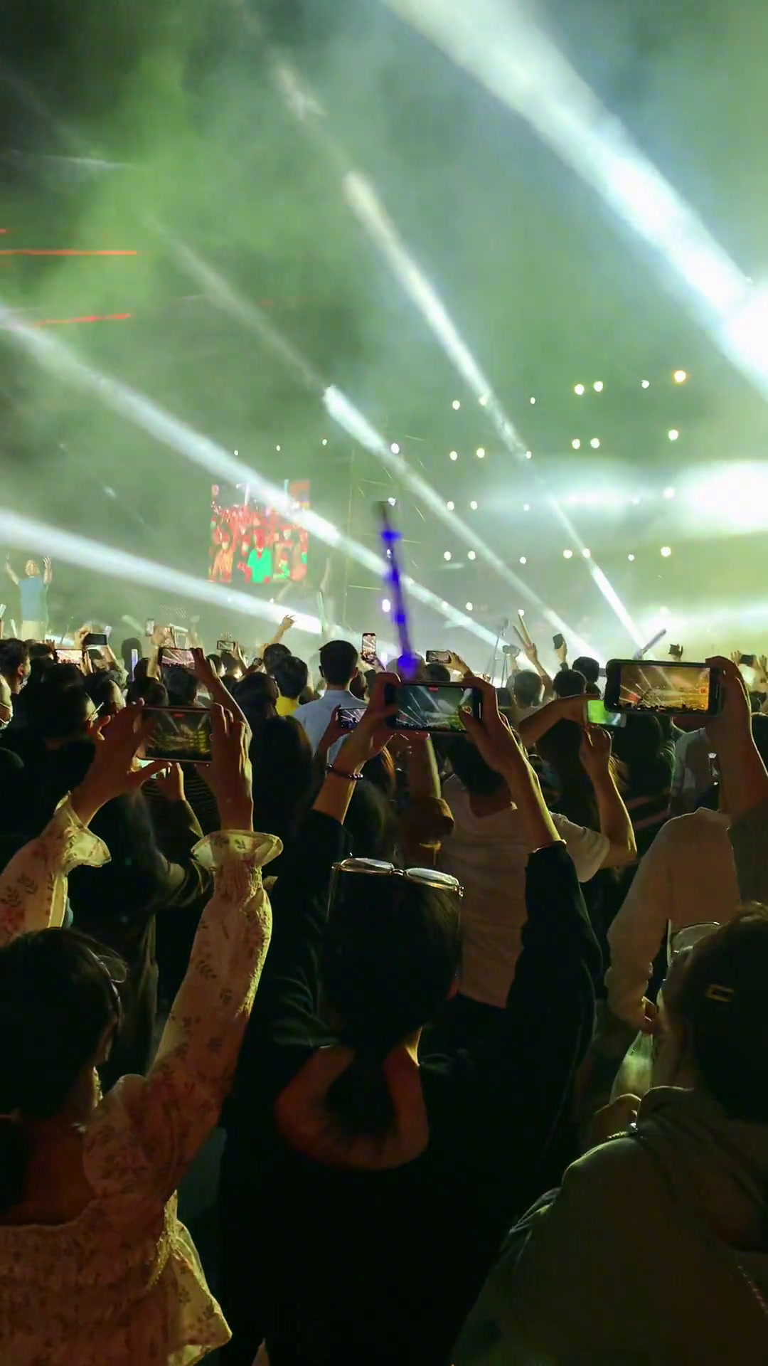 梧州粤语音乐会真的爱你这气氛封神了跟着节奏嗨起来音乐现场粤语经典