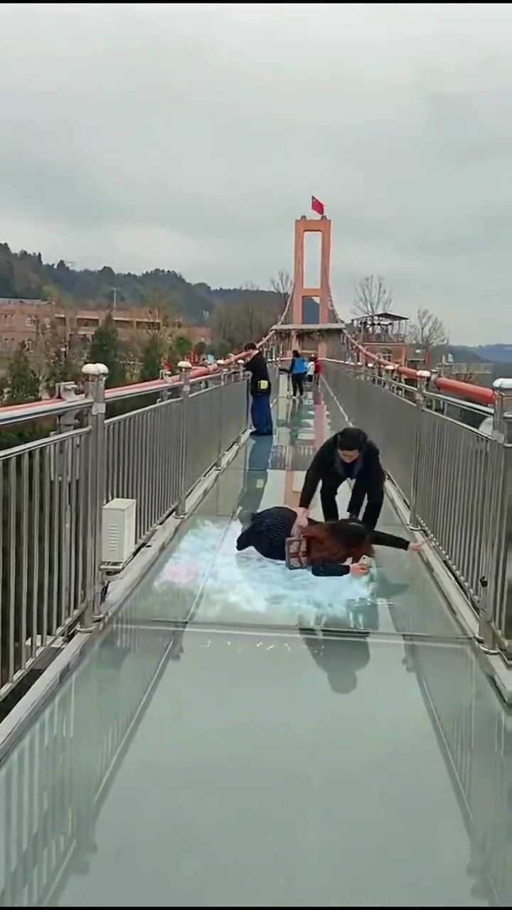 湖南张家界天门山玻璃桥