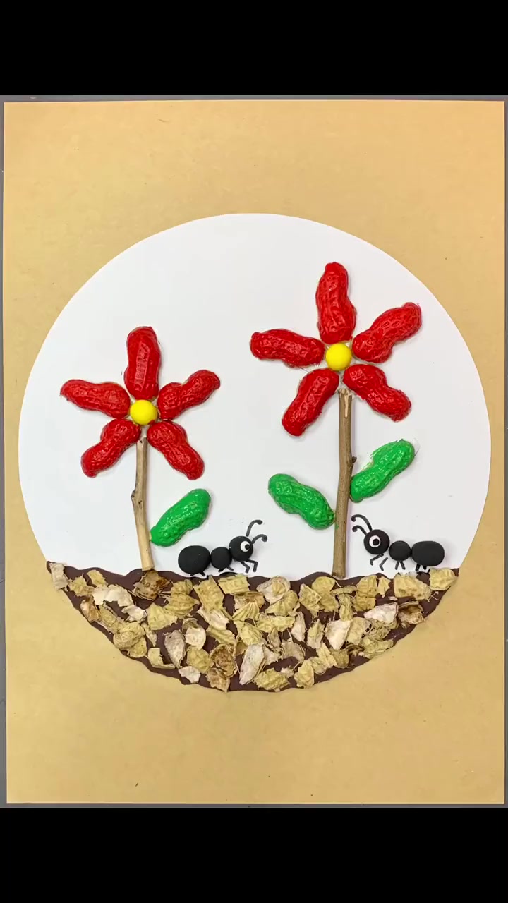 吃剩的花生壳怎么玩?做一幅好看的花朵拼贴画吧