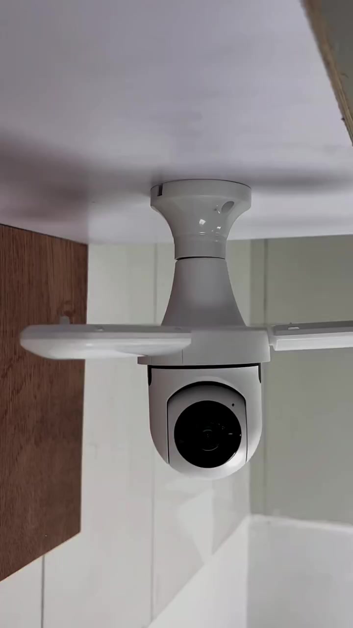 家用灯泡式监控摄像机有灯口灯座灯泡只需要把灯泡拧下来,更换成摄像