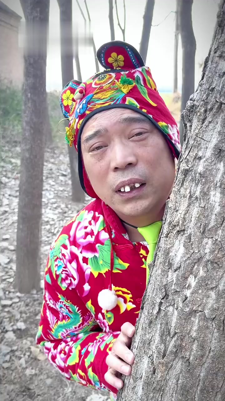 我不想搭理你,农村大爷的搞笑日常