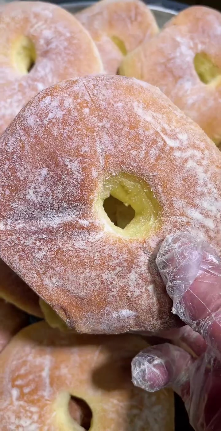 东北老式杠头饼 非常好吃且健康 此款为少油少糖 微甜 含有鸡蛋 更