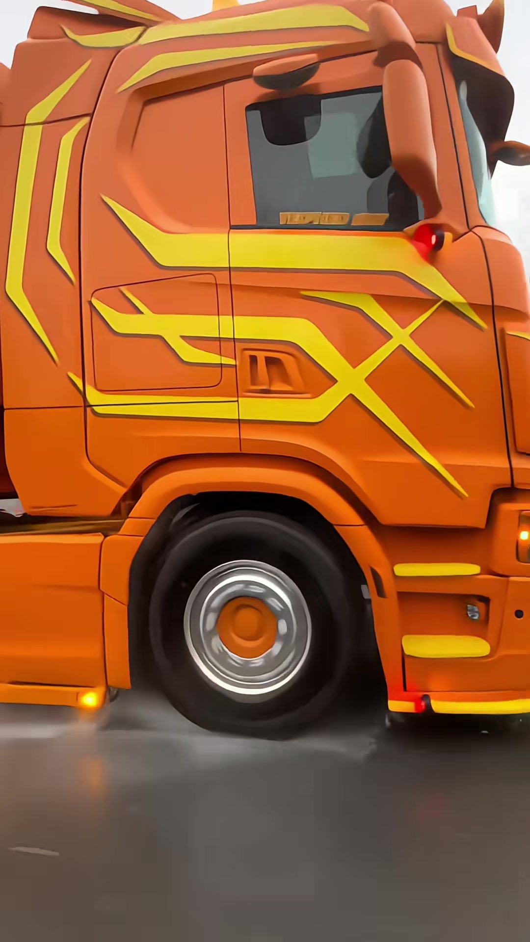 少有的橙色涂装,斯堪尼亚