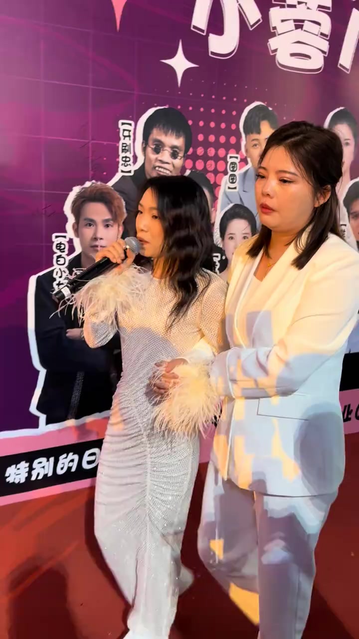 美丽贵州可爱"小蓉儿"